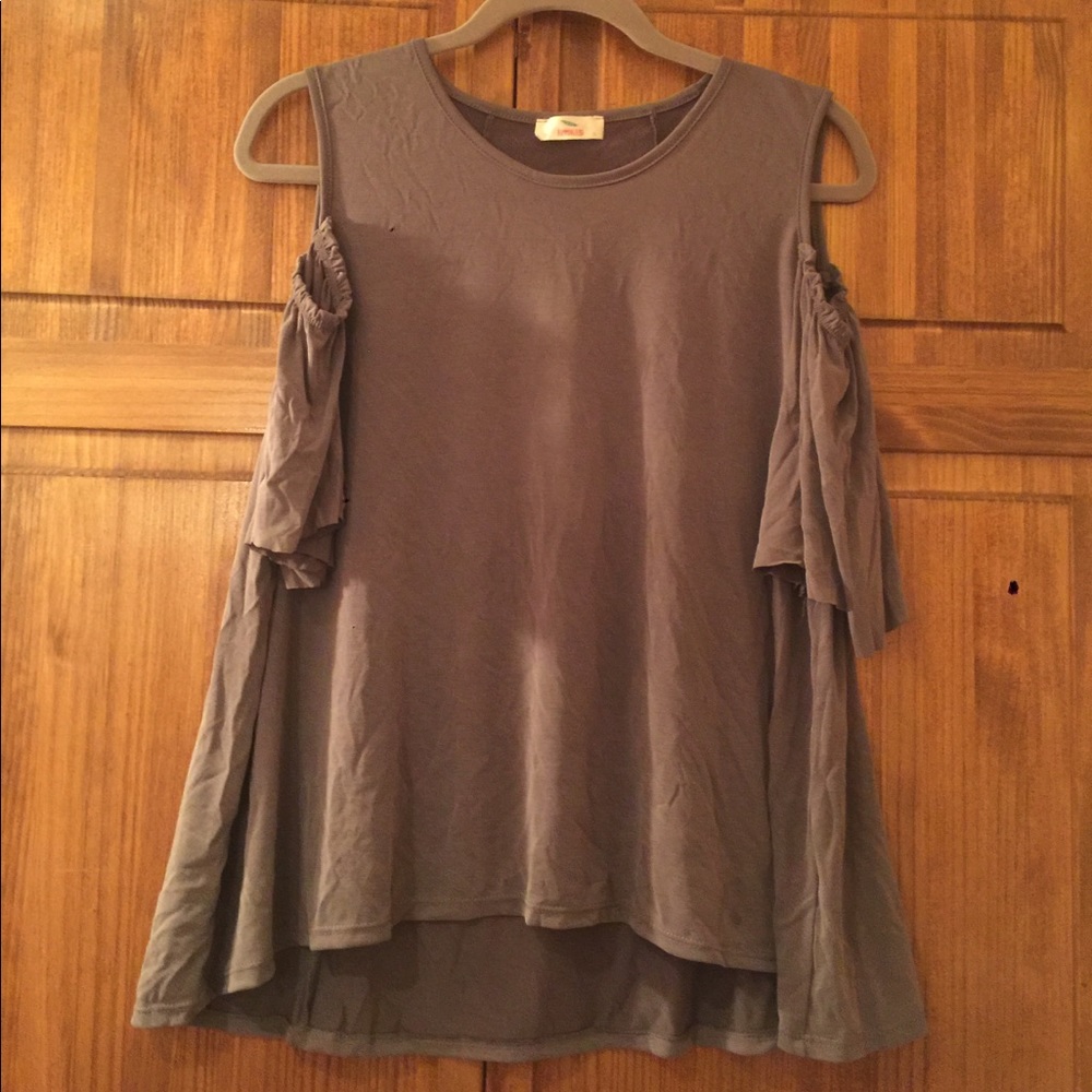 Open Shoulder Flowy Top